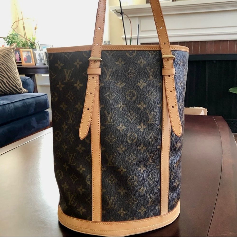 Louis Vuitton Bucket Bag Purse